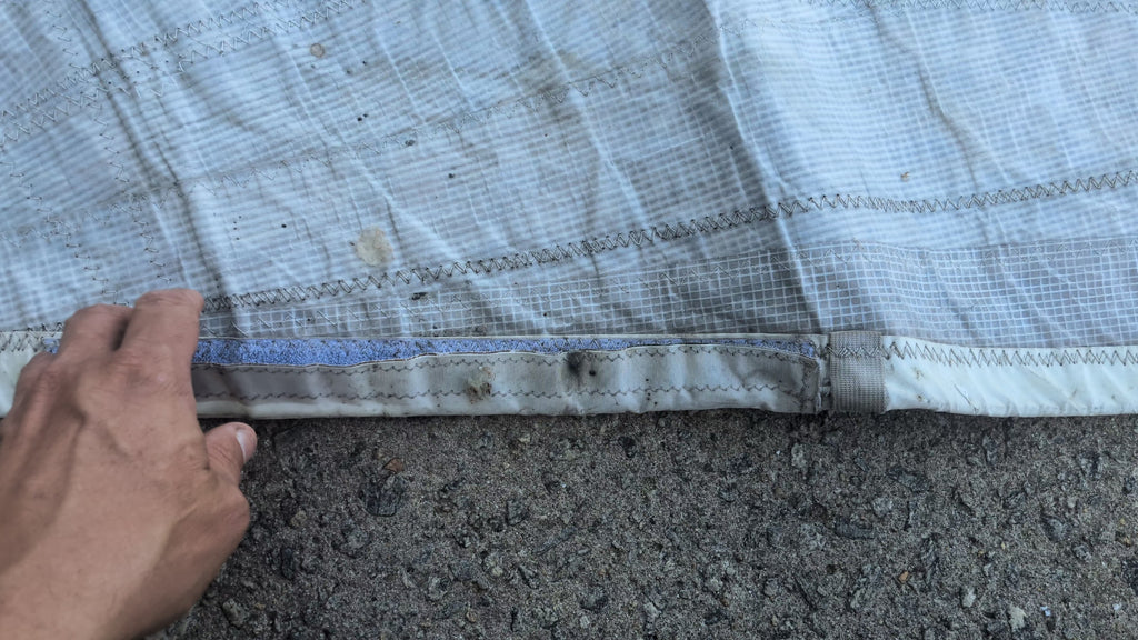 Furling laminated head sail off beneteua first 32s5.