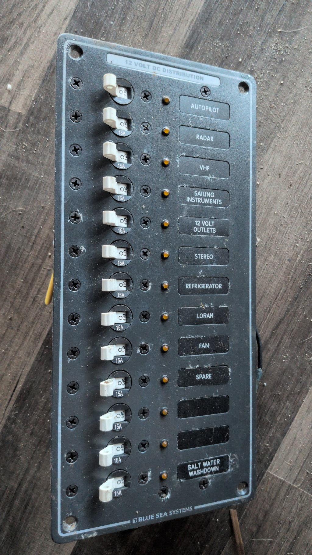 Blue Sea Systems 13-Position Vertical DC Branch Circuit Breaker Panel (Model 8376)