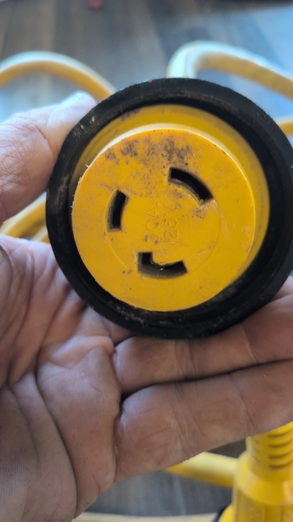 Marineco 10/3 STW WATER RESISTANT E0747 50 ft with twist lock connectors.