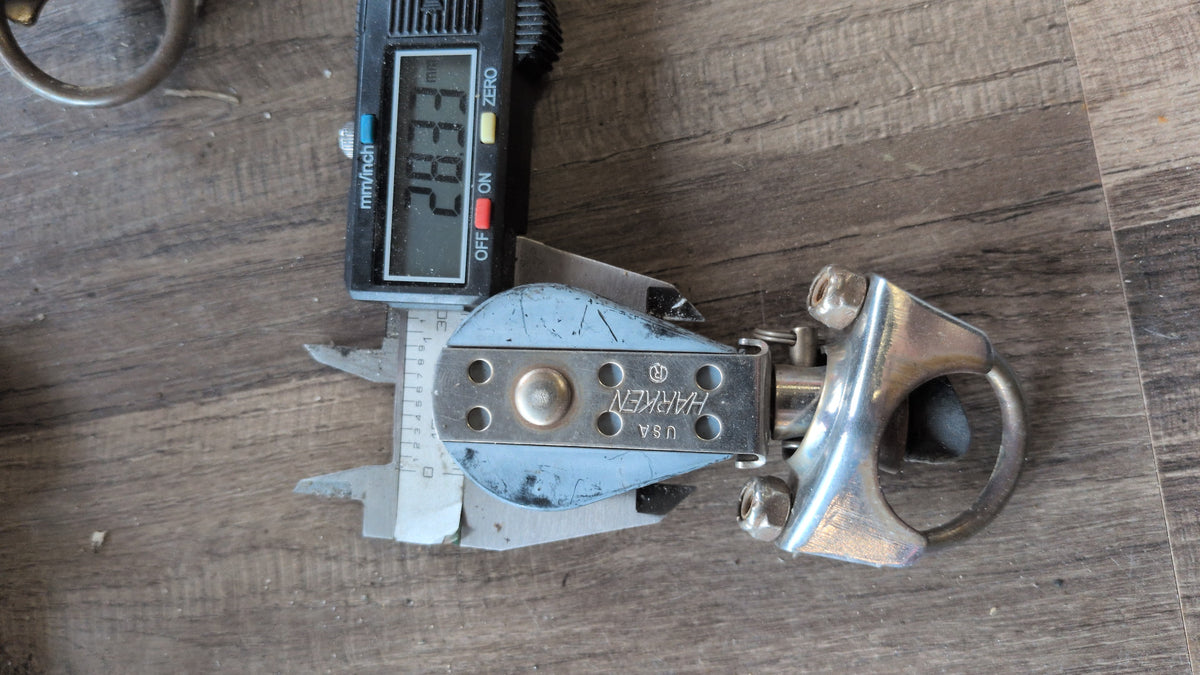 28 mm Harken Single Block with Stantion Mount