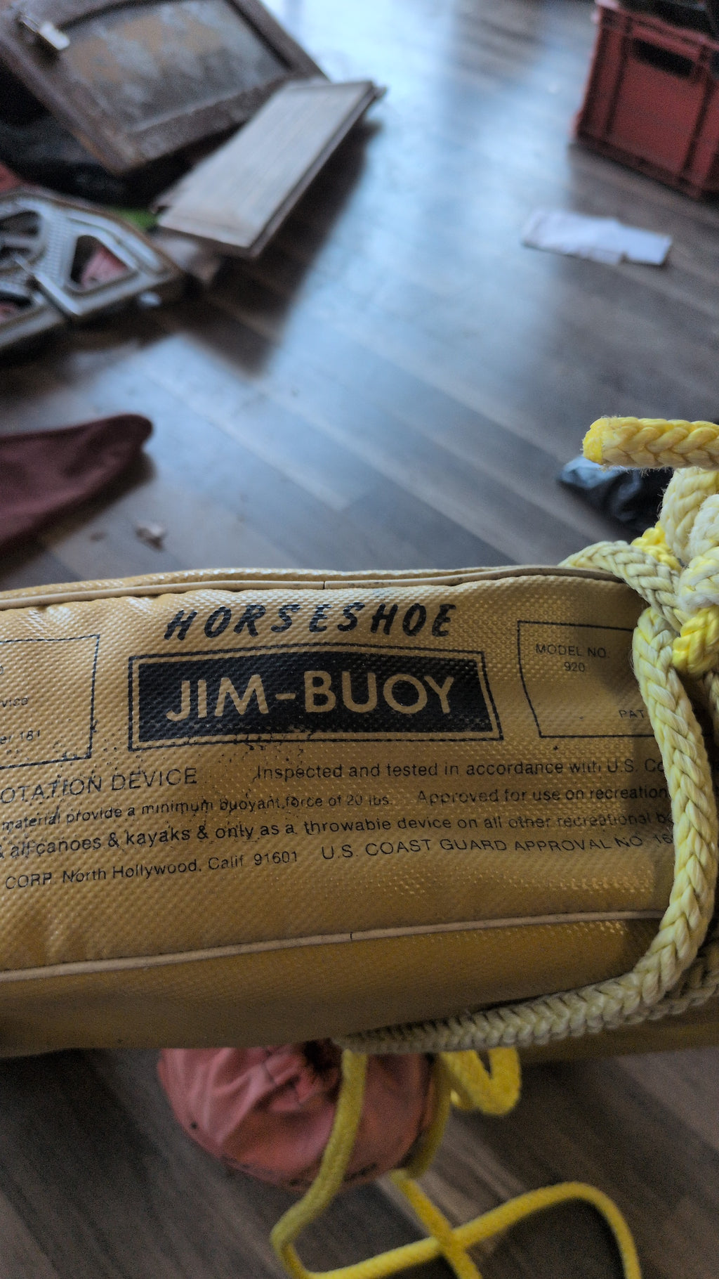 JIM-BUOY 880 HORSESHOE throwable floation device with throw rope
