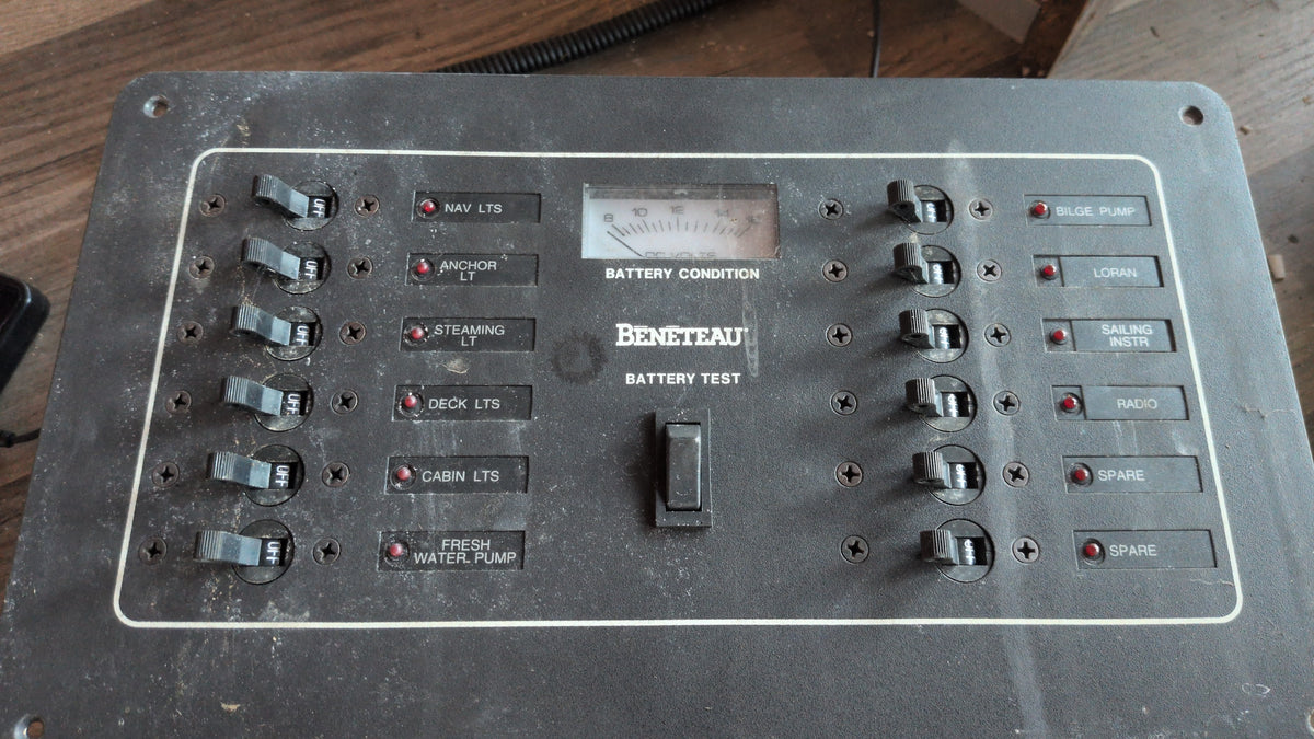 Beneteau electrical panel