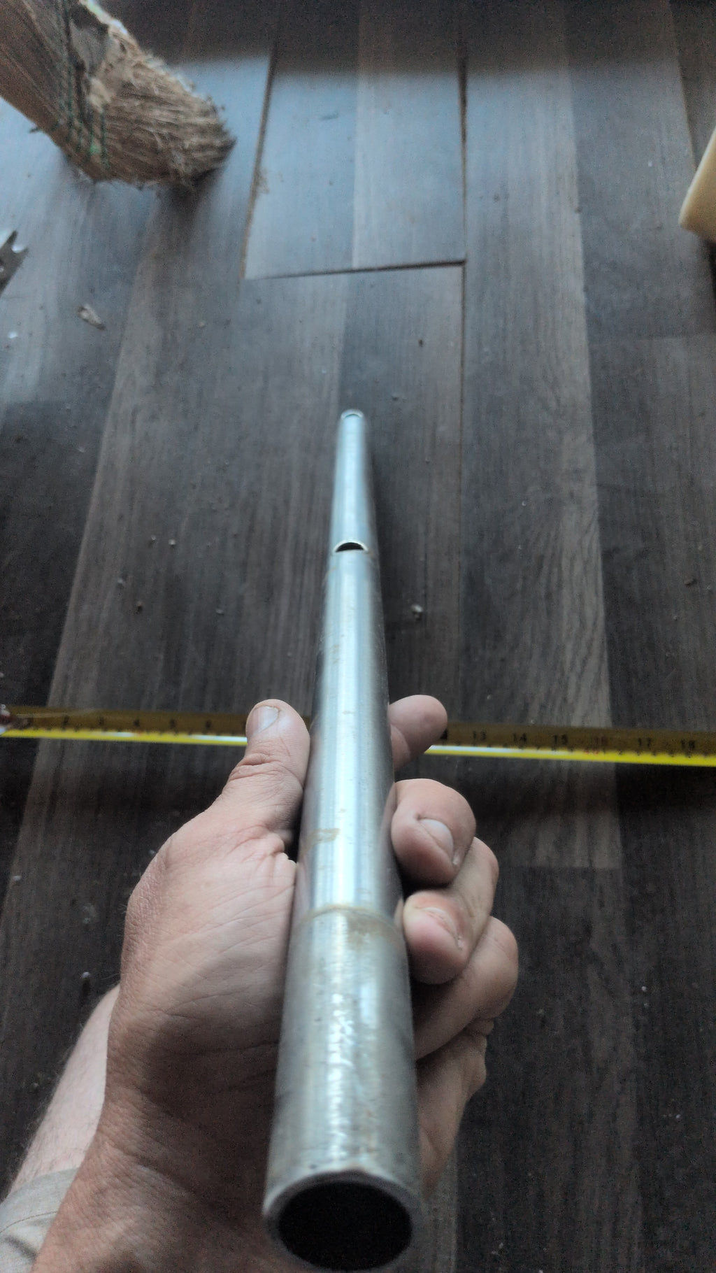 2 hole station 25 in length